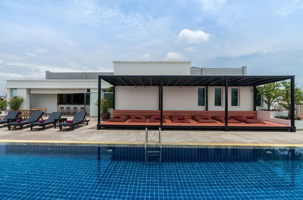 Sea Me Spring Hotel Pattaya Exteriör bild