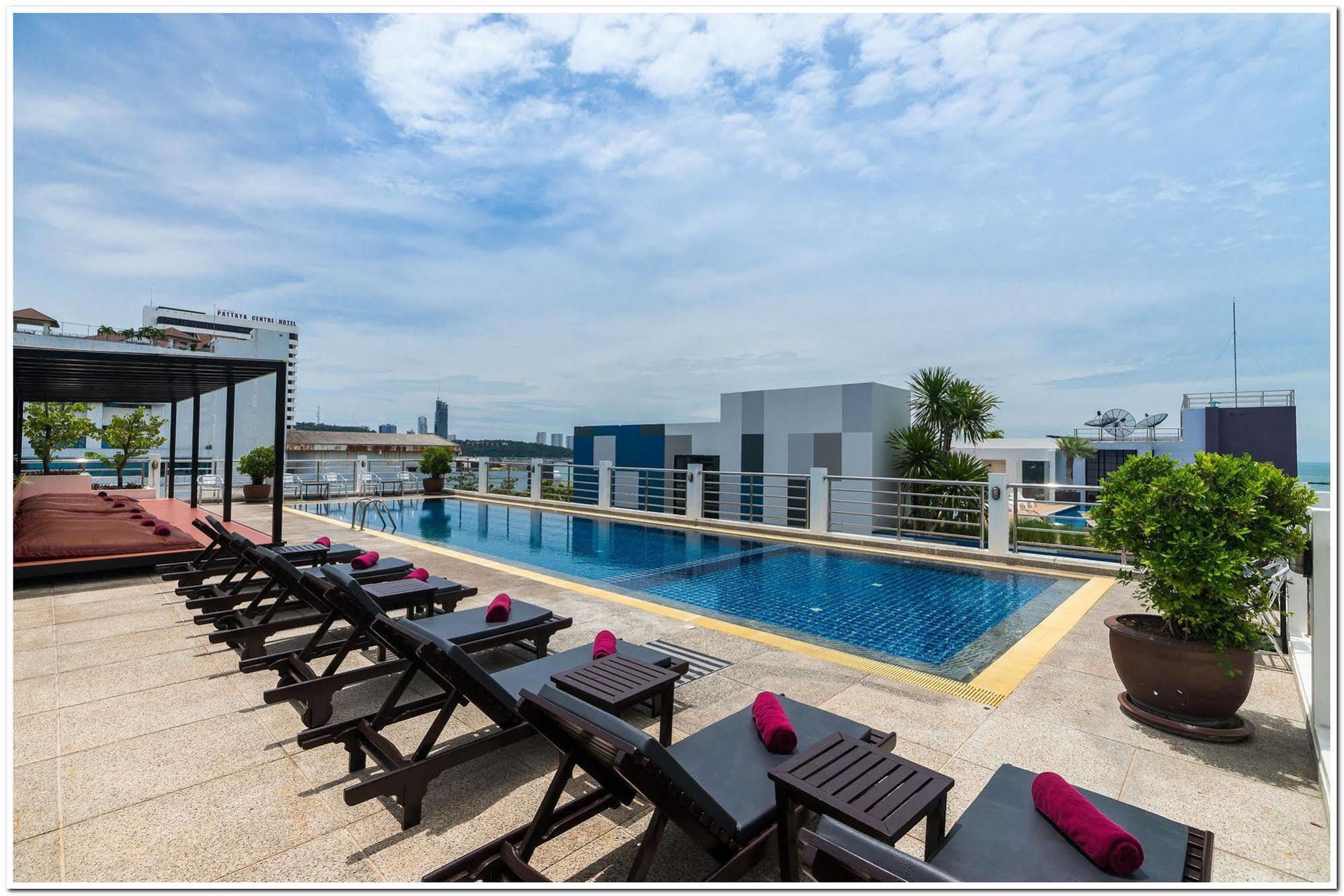 Sea Me Spring Hotel Pattaya Exteriör bild